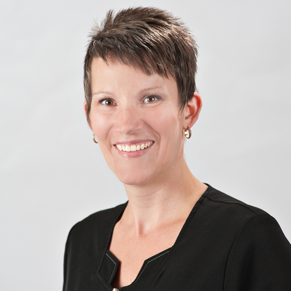 Carmen Leger